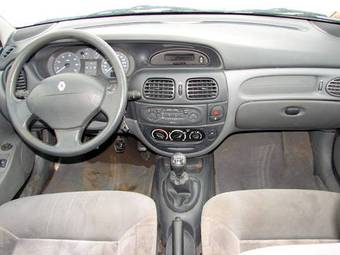 2001 Renault Megane Images