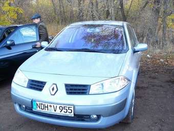 2004 Renault Megane Photos
