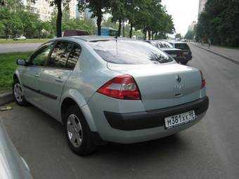 2004 Renault Megane Photos