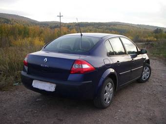 2004 Renault Megane Pictures