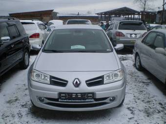 2008 Renault Megane Photos