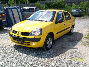 2004 Renault Symbol Pictures