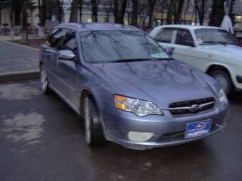 2005 Subaru Legacy Wagon Pictures