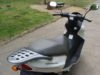 2002 Suzuki Avenis 150 Photo