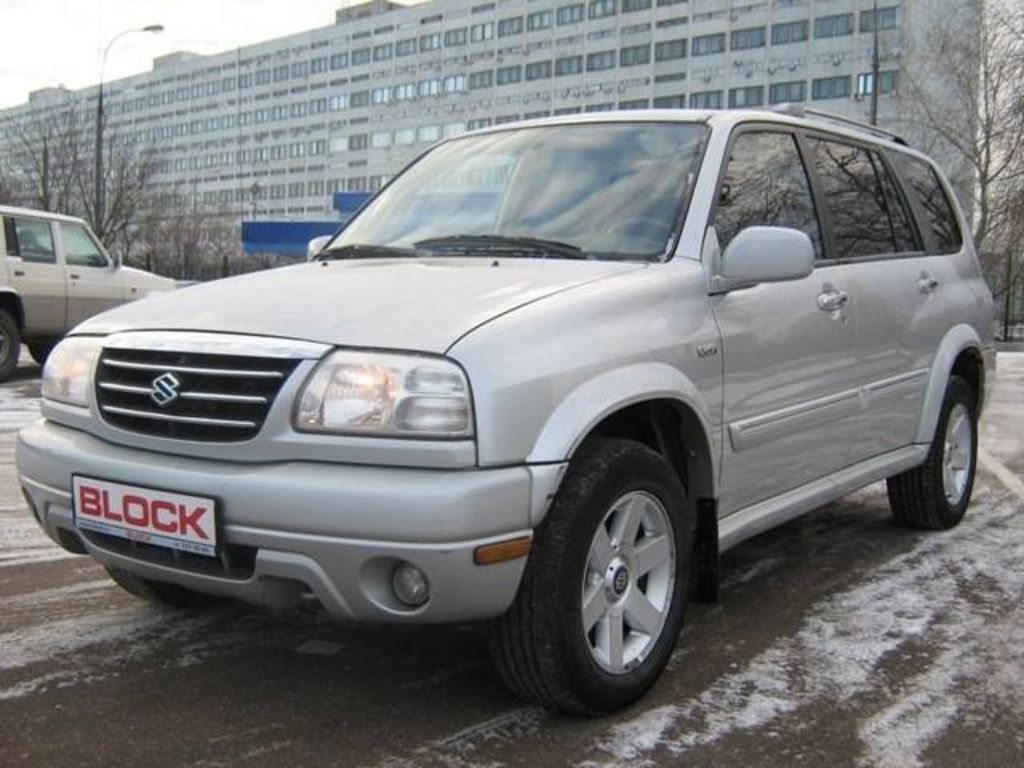 2001 Suzuki XL7 Pictures