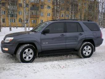2004 Toyota 4Runner Pictures