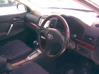 2004 Toyota Allion Pictures