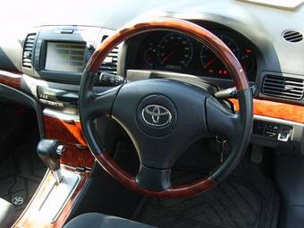 2004 Toyota Allion Photos