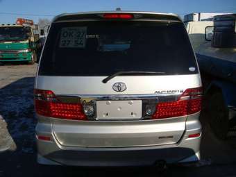2002 Toyota Alphard Pictures