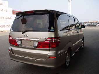 2005 Toyota Alphard Pictures