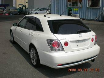 2003 Toyota Altezza Wagon Pictures