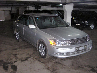 2003 Toyota Avalon Photos