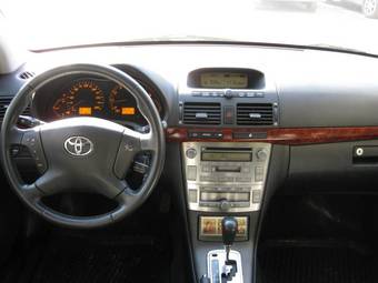 2003 Toyota Avensis For Sale