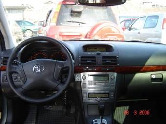 2005 Avensis