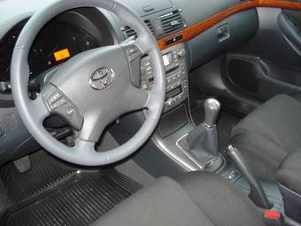 2008 Toyota Avensis Pics