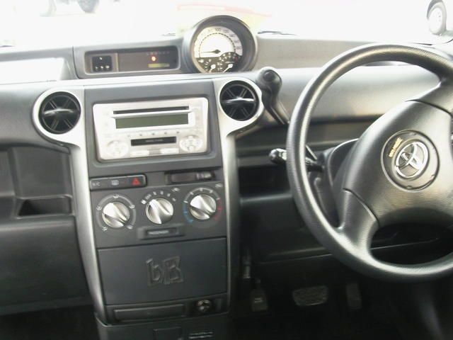 2004 Toyota bB