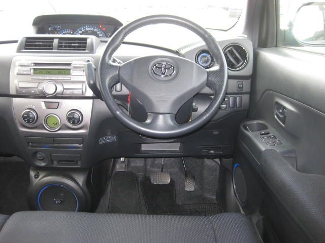 2006 Toyota bB