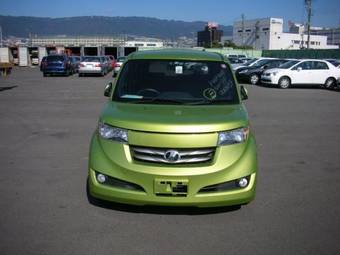 2006 Toyota bB Pics