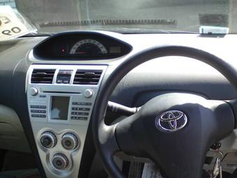 2008 Toyota Belta Photos