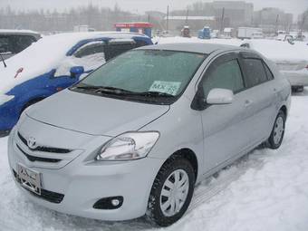 2009 Toyota Belta Pictures