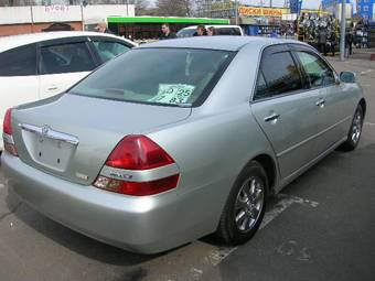 2003 Toyota Brevis Images