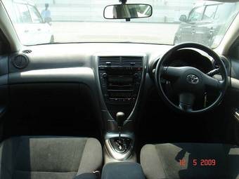 2006 Toyota Caldina Pictures