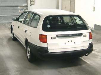 2002 Toyota Caldina Van Photos