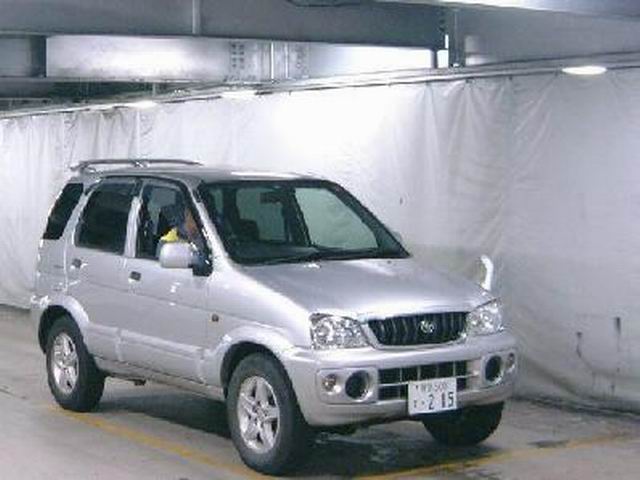2000 Toyota Cami Images