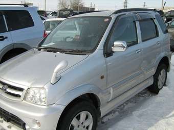 2002 Toyota Cami Pics
