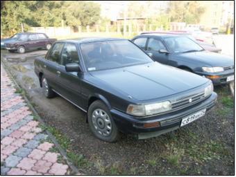 1990 Toyota Camry