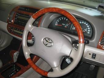 2004 Toyota Camry Pictures