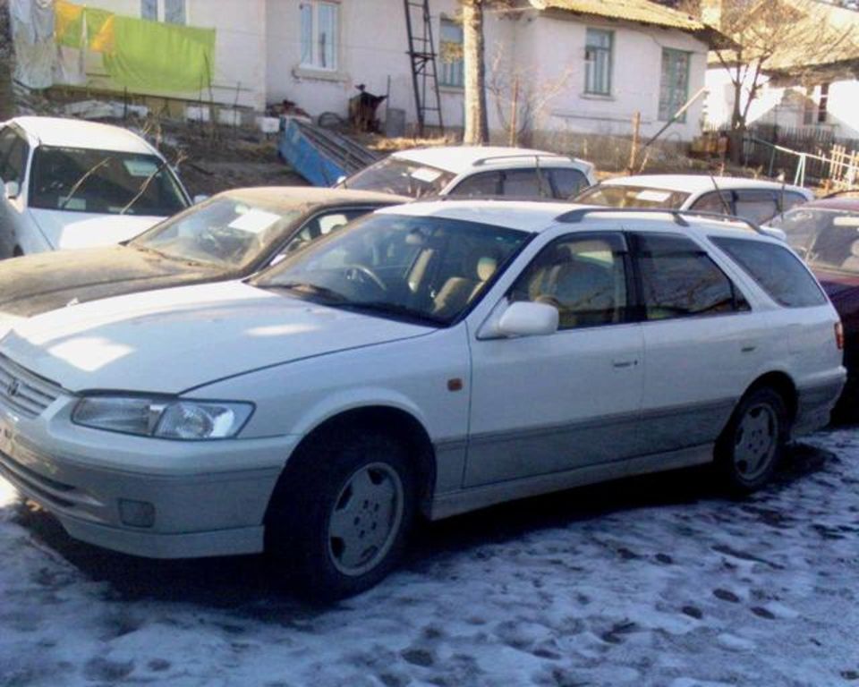 1998 Toyota Camry Gracia Wagon