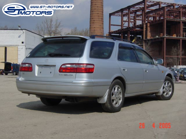 1998 Toyota Camry Gracia Wagon Photos