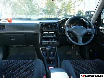 1996 Toyota Carina Pictures