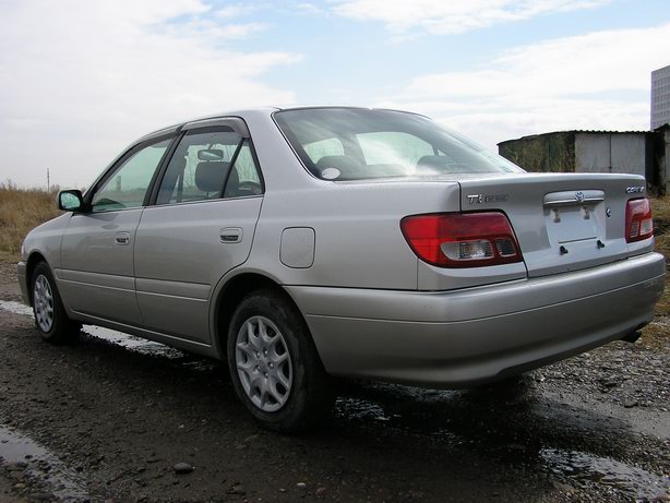 1999 Toyota Carina E