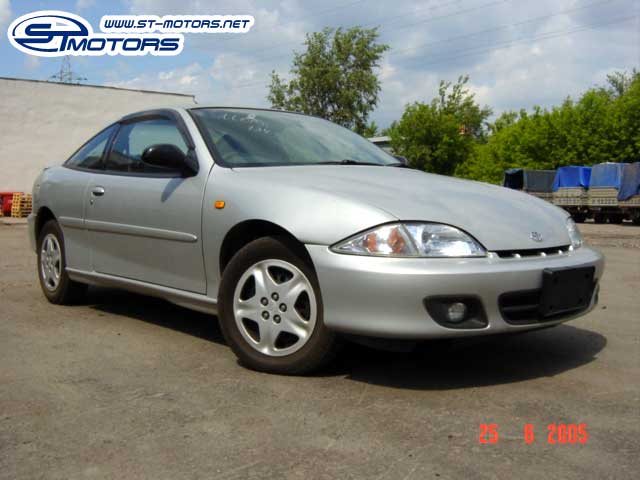 2000 Toyota Cavalier Photos