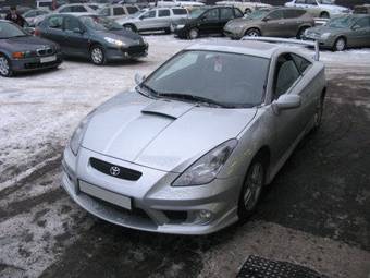 2005 Toyota Celica Photos