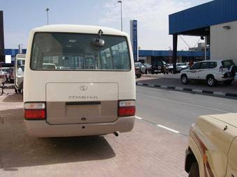 2009 Toyota Coaster Pictures