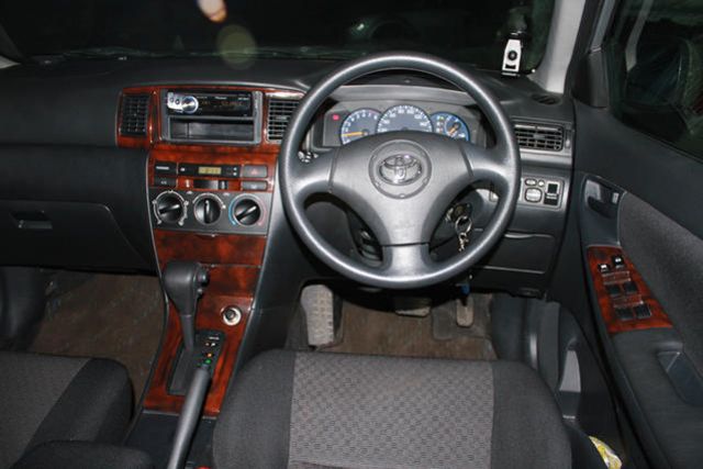 2004 Toyota Corolla Fielder
