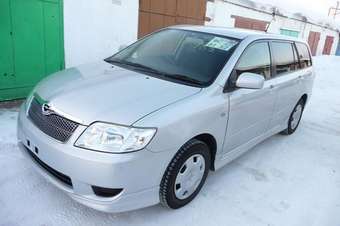 2005 Toyota Corolla Fielder Photos