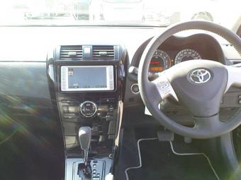 2010 Toyota Corolla Fielder Pictures