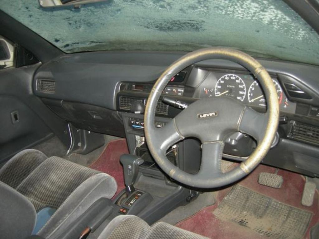 1990 Toyota Corolla Levin Pictures