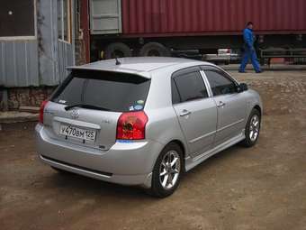 2004 Corolla Runx