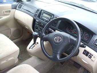 2004 Toyota Corolla Spacio Photos