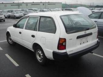 2002 Toyota Corolla Van Pictures