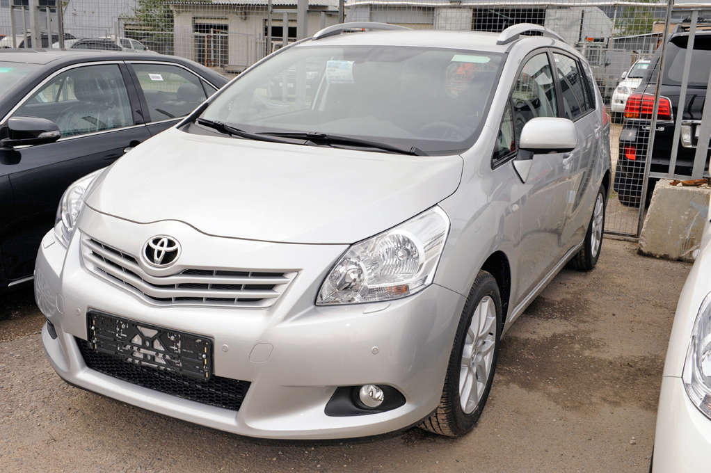 2012 Toyota Corolla Verso Pictures 1800cc Gasoline Ff