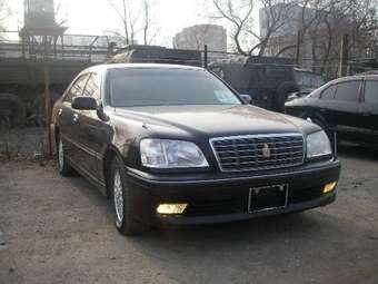 2000 Toyota Crown