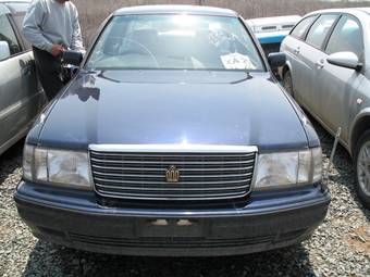 2000 Toyota Crown Images
