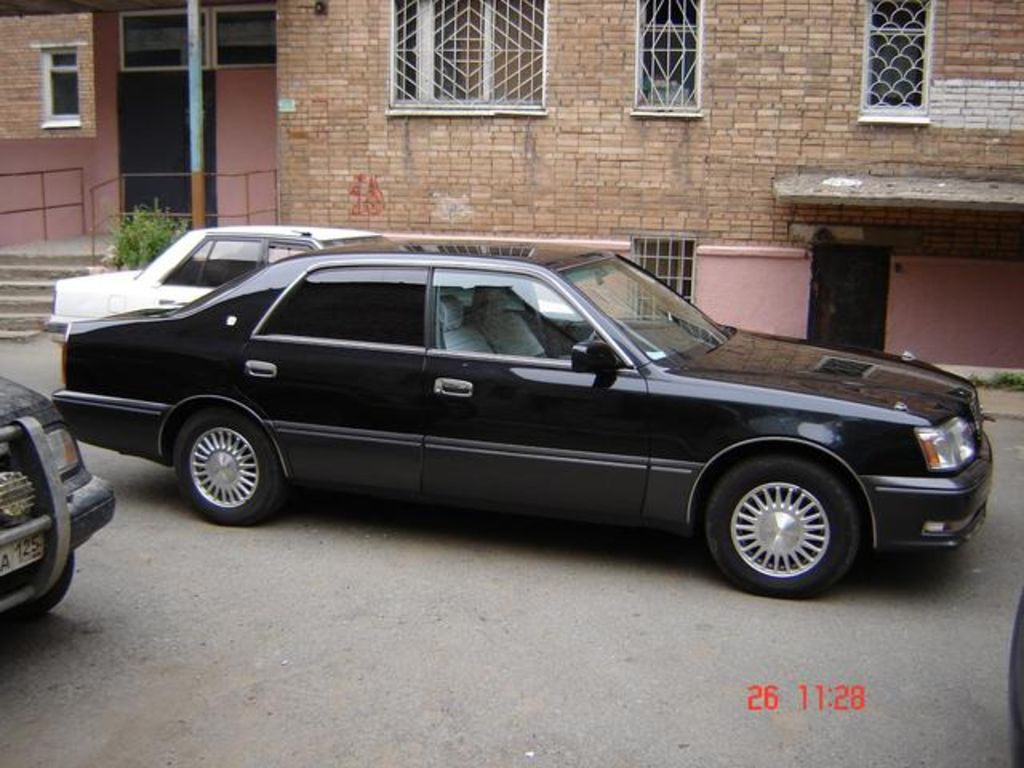 1995 Toyota Crown Majesta