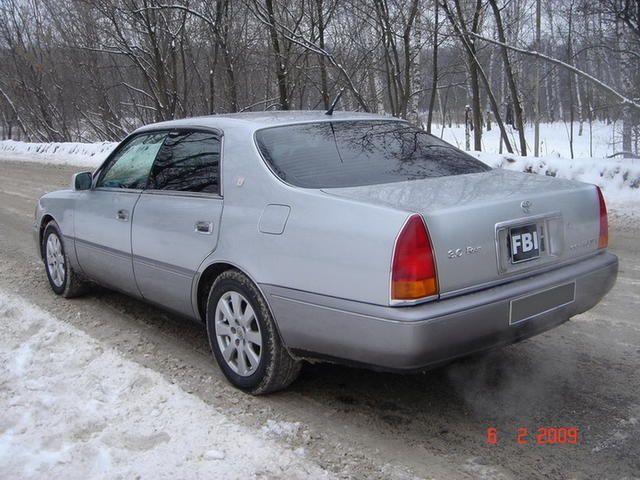 1997 Toyota Crown Majesta